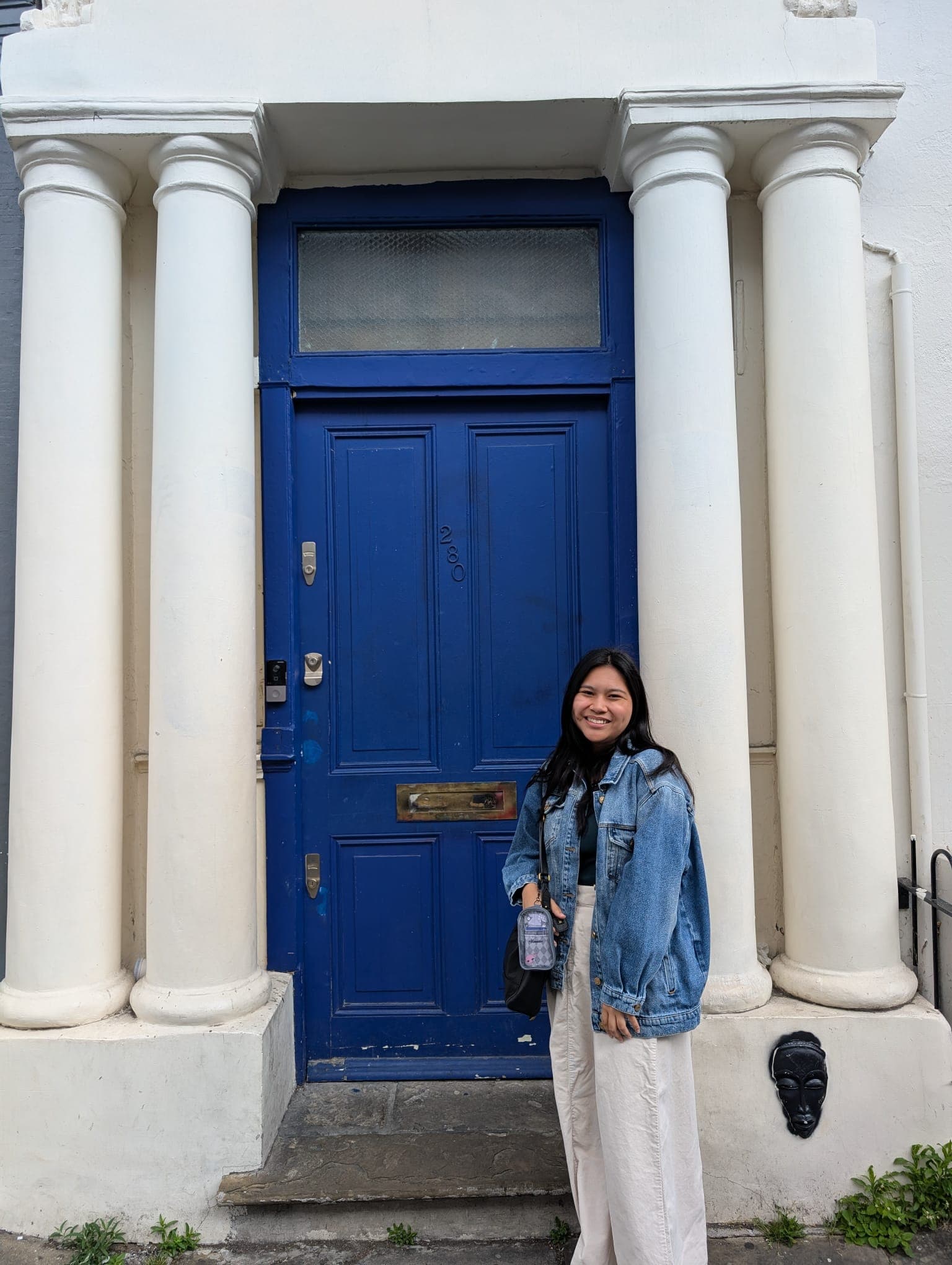 Lara profile picture